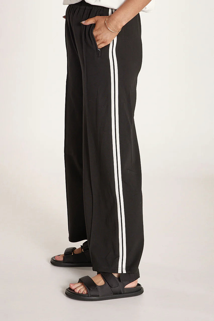 Noah Cropped Pant | Black Stripe