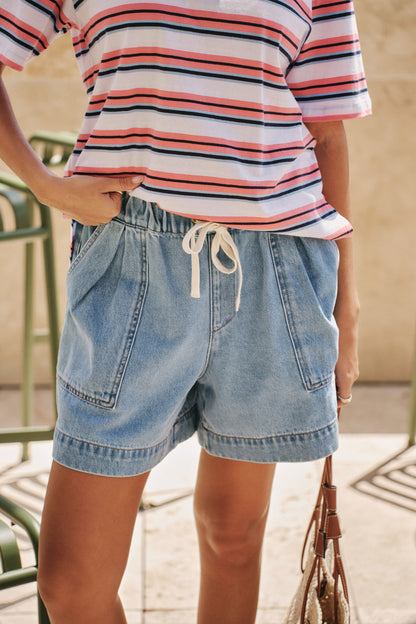 Darcy Relaxed Everyday Short | Mid Blue Wash