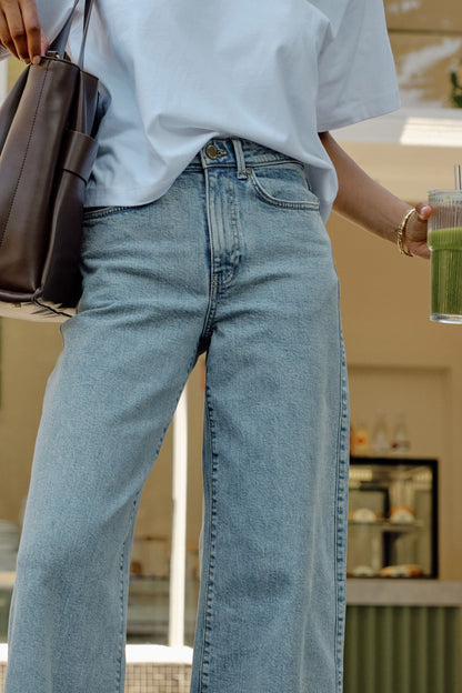 Core Wide Leg Jean