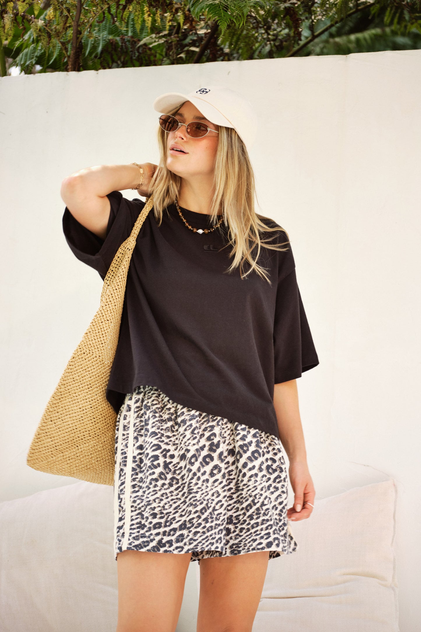 Phoebe Premium Tee | Black