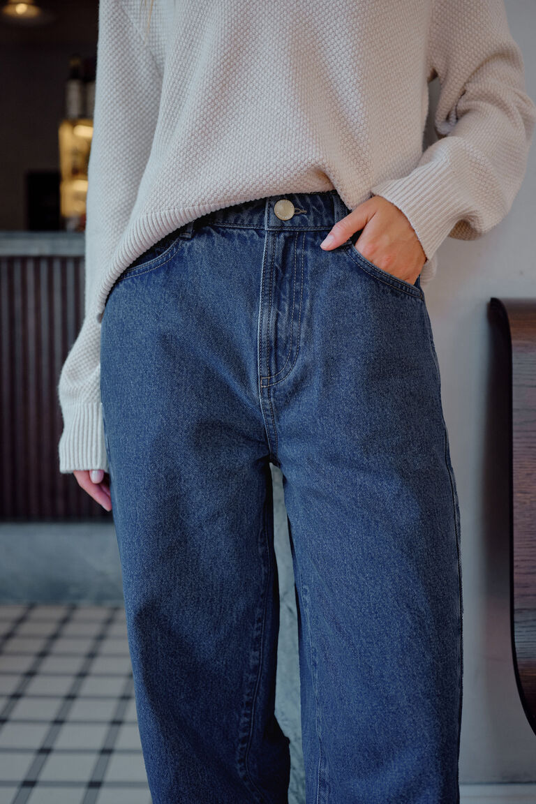 Leah Tapered Barrel Jean | Fresh Indigo