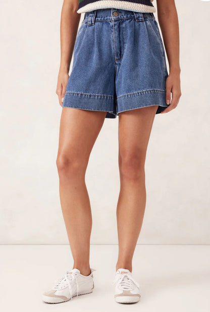 Pleat Front Short | Washed Indigo