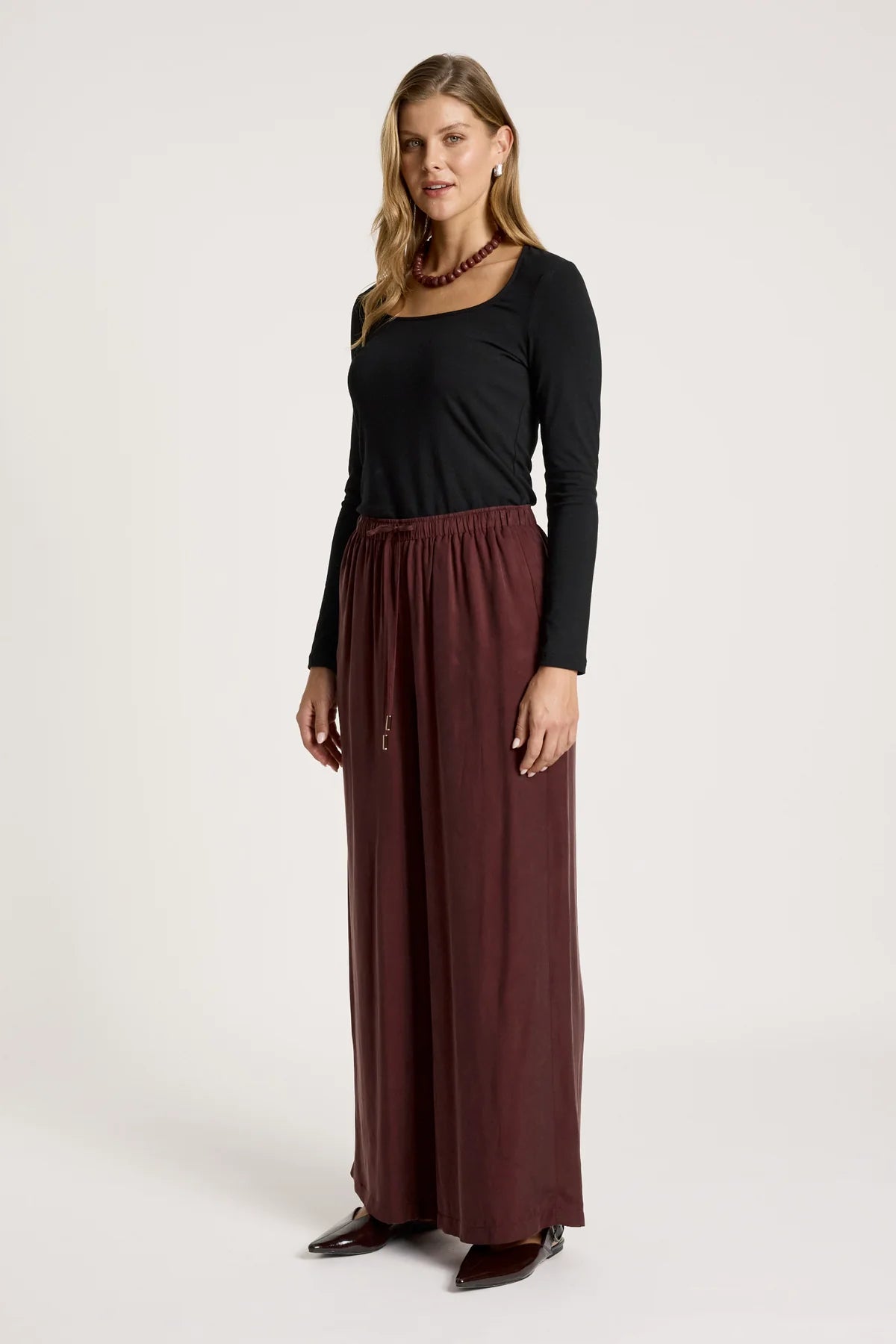 Calista Pant | Mahogany