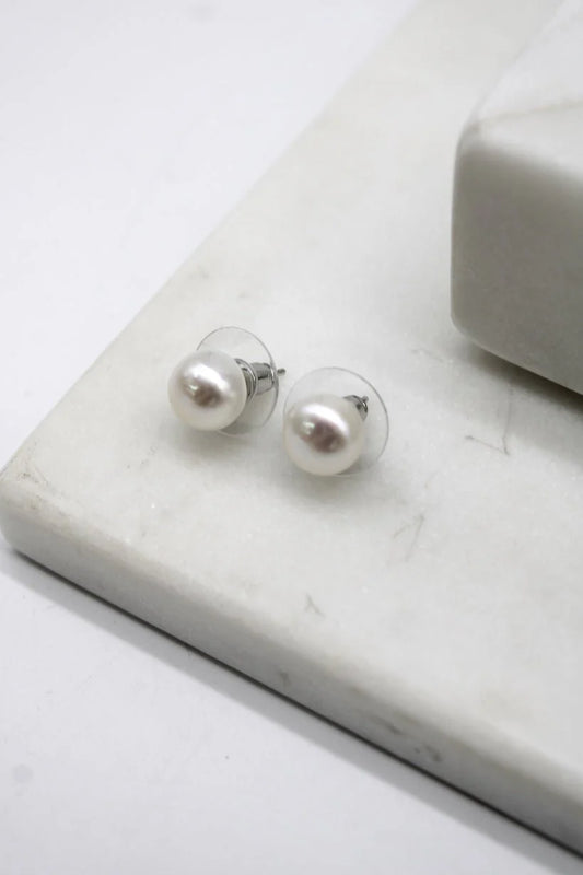 Large Pearl Stud