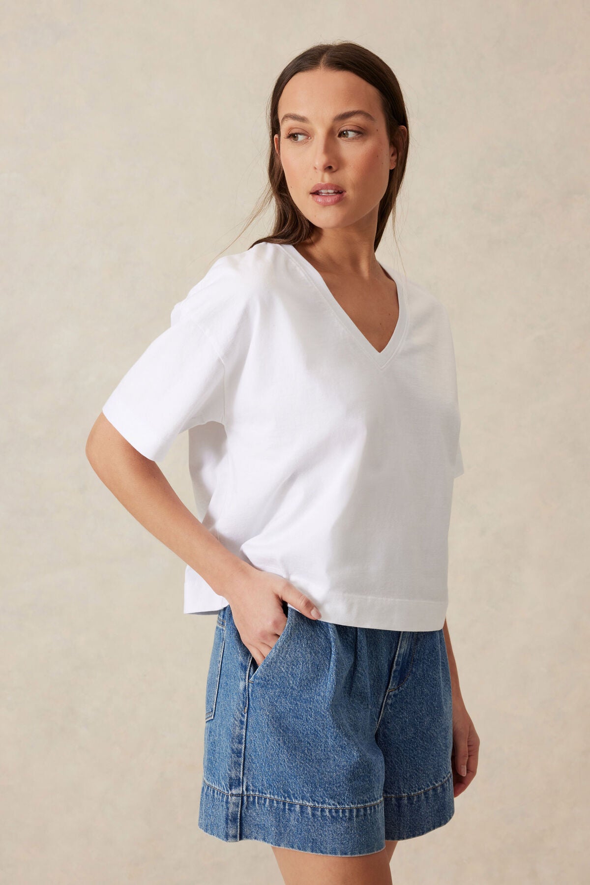 Boxy V Neck Tee | White
