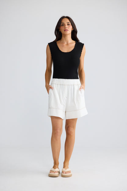 Esplanade Short | Porcelain
