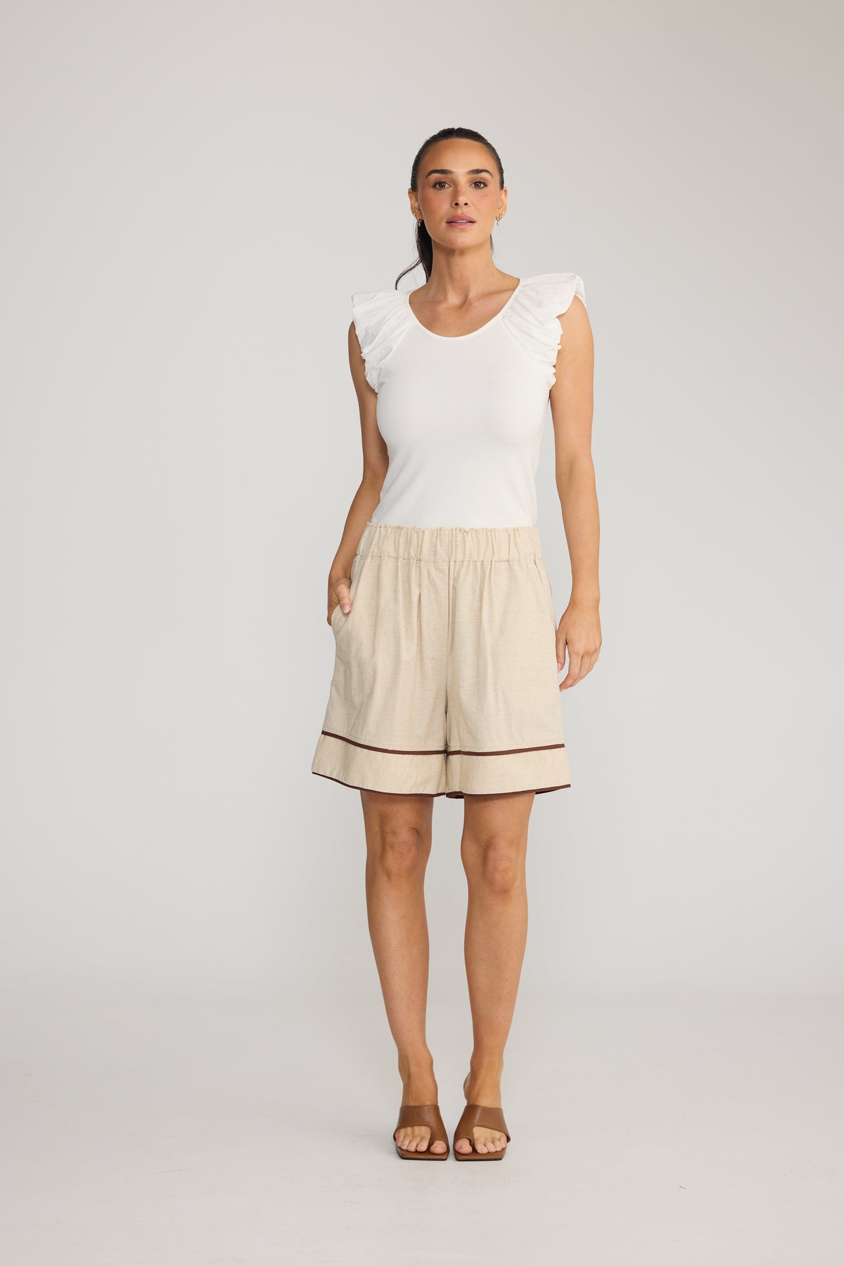 Esplanade Short | Natural/Chocolate