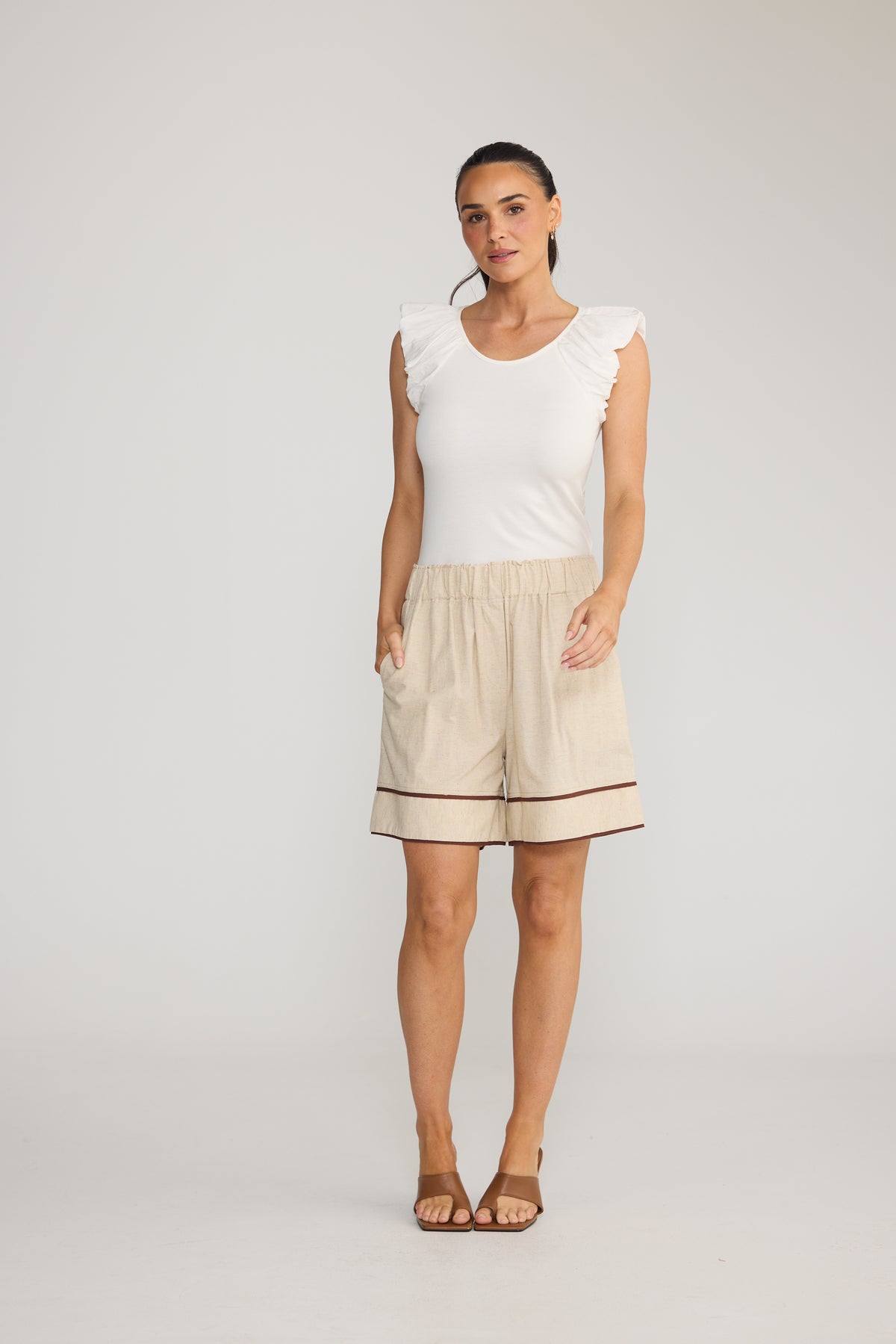 Esplanade Short | Natural/Chocolate