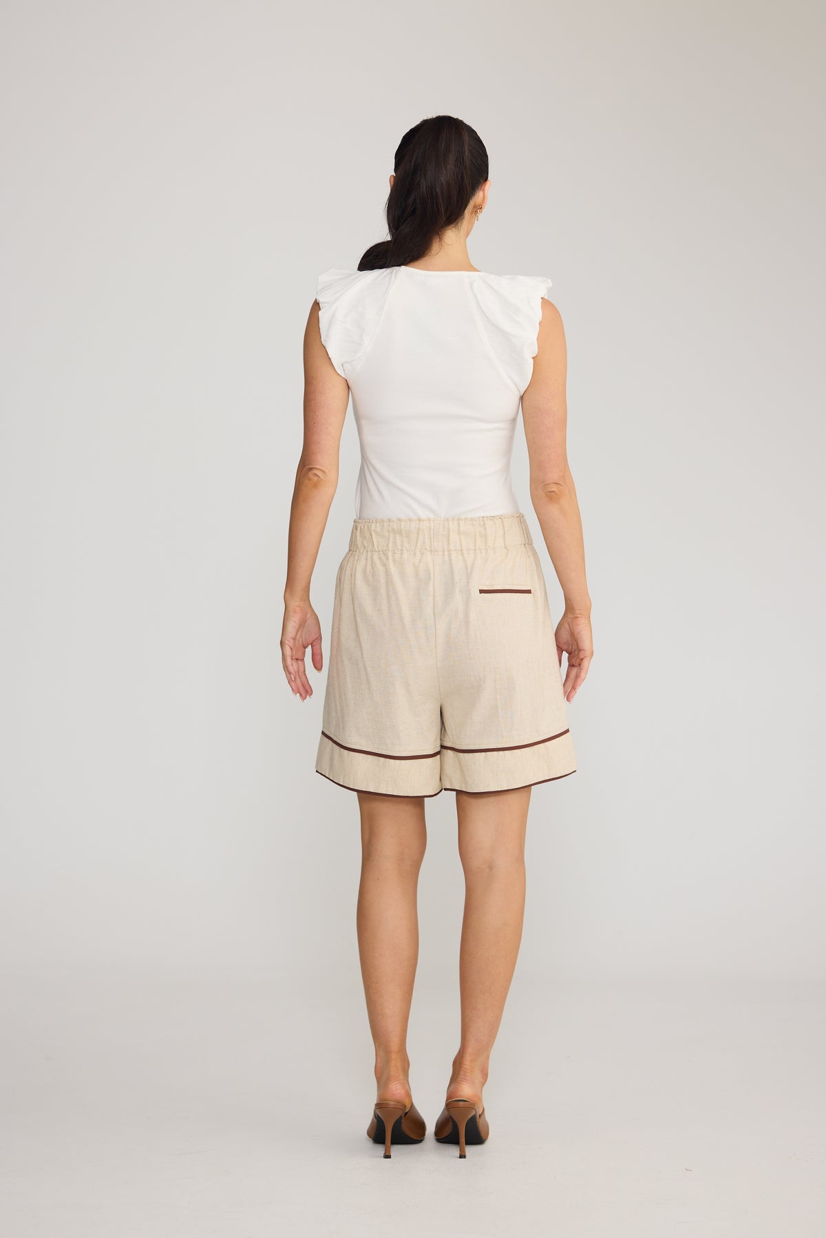 Esplanade Short | Natural/Chocolate