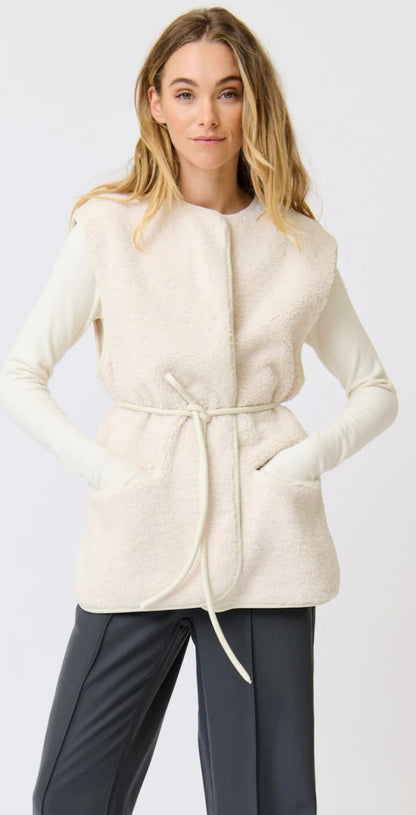 Luka Vest - Cream