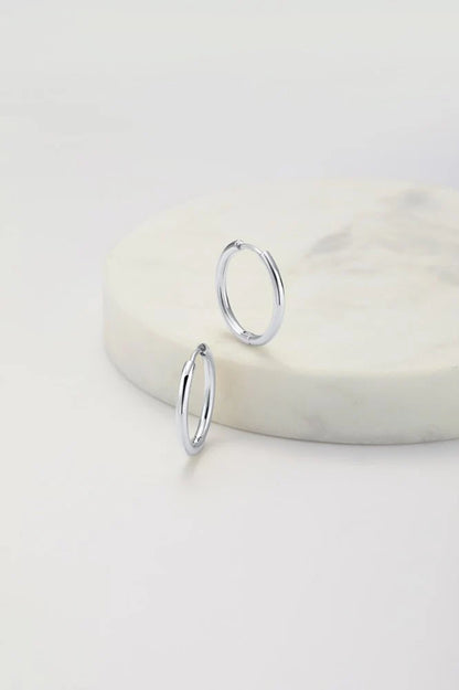 Delilah Hoop | Medium