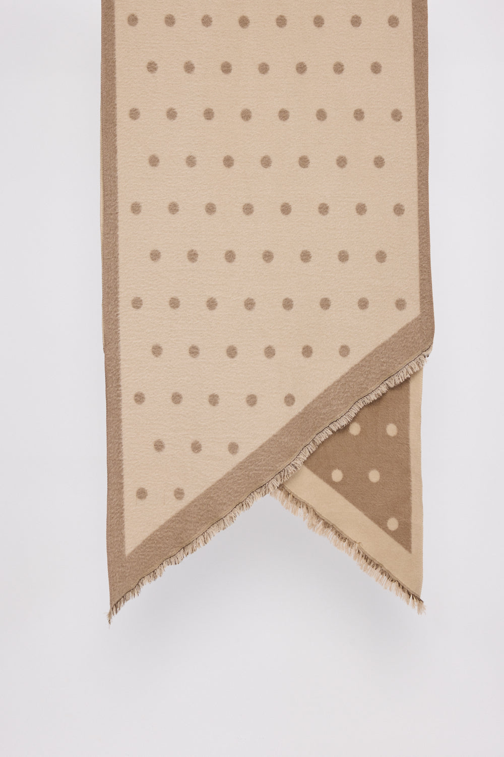 Gallery Scarf | Taupe