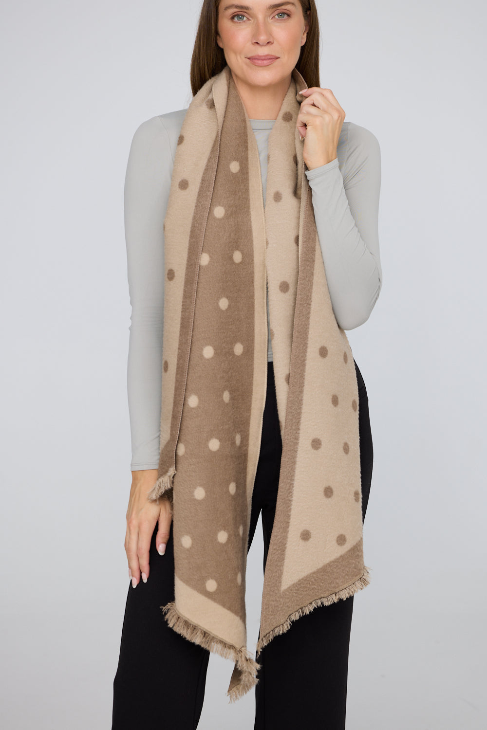 Gallery Scarf | Taupe