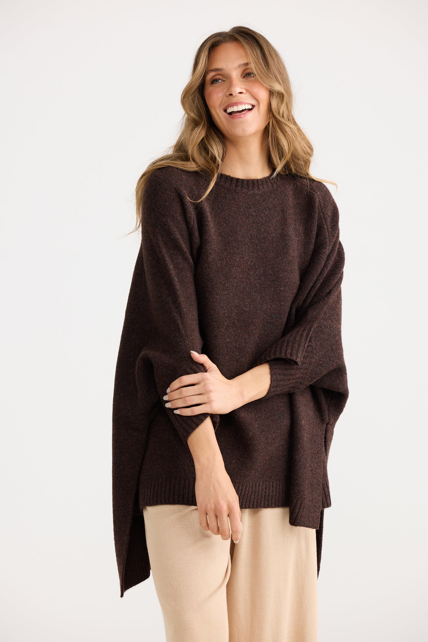 Cinder Poncho | Chocolate