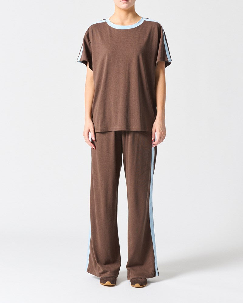 Spain Tee | Chocolate