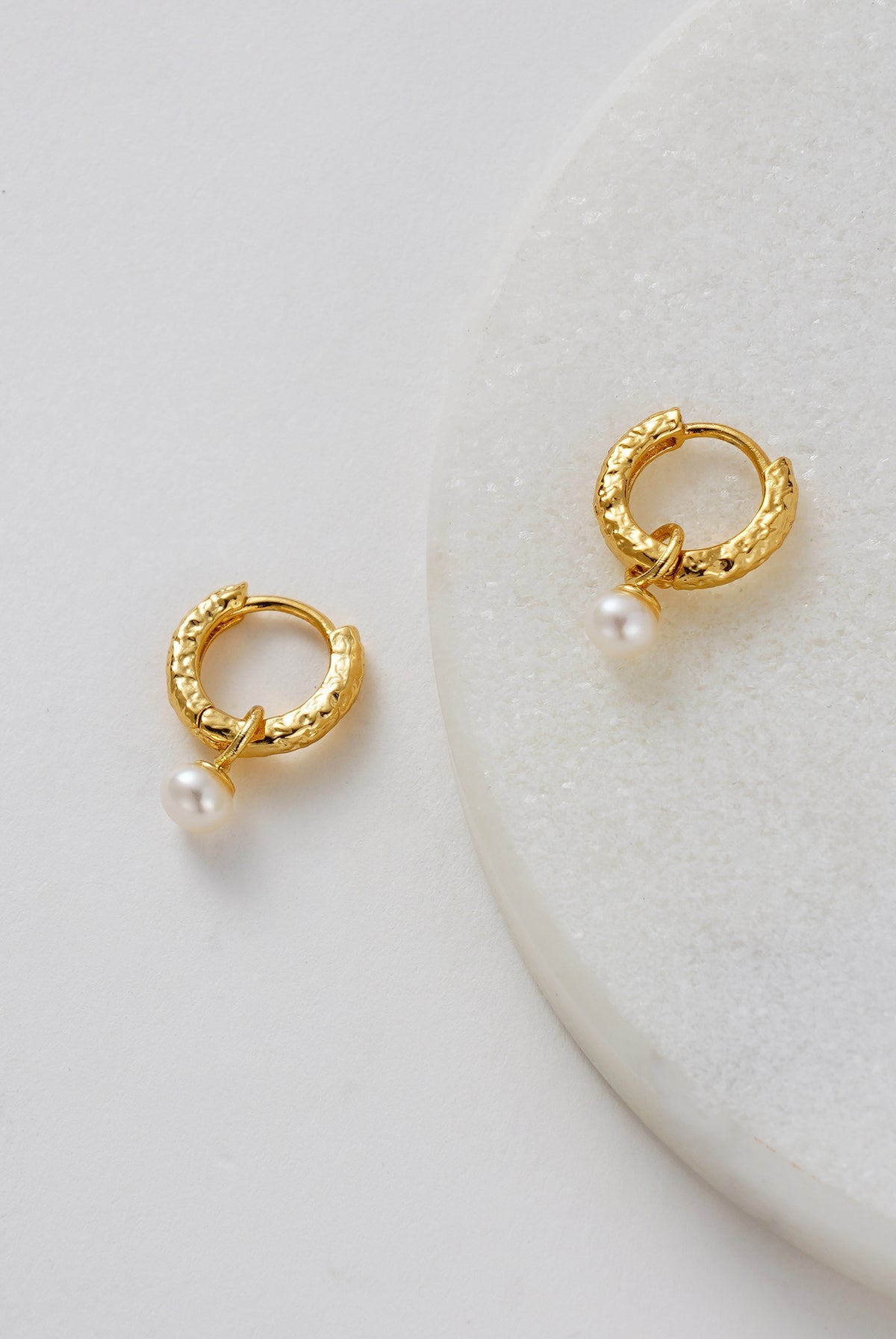 Emery Earring | Pearl/Gold