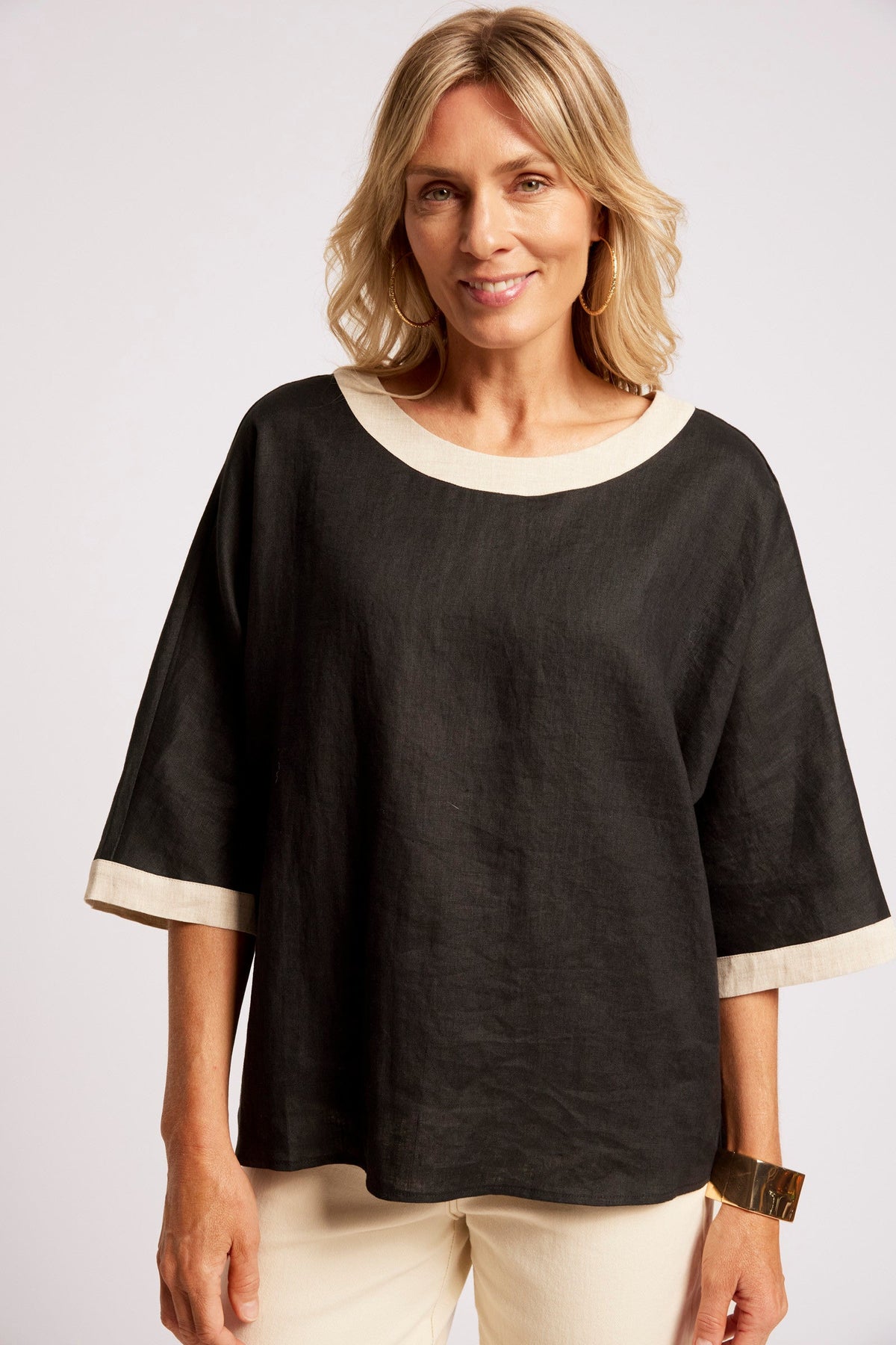 Maris Relaxed Splice Top | Black/Tusk