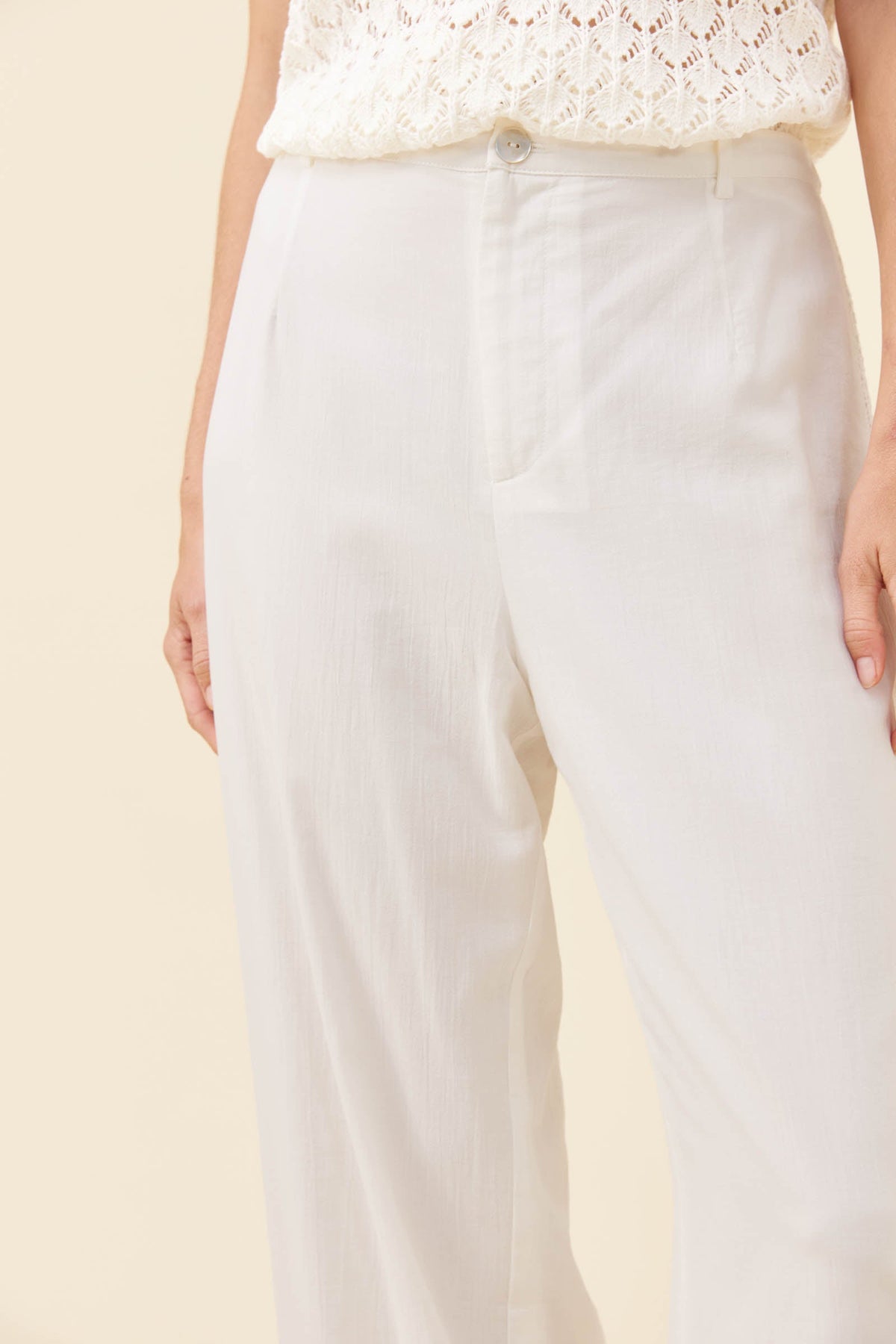 Frances Pant | White