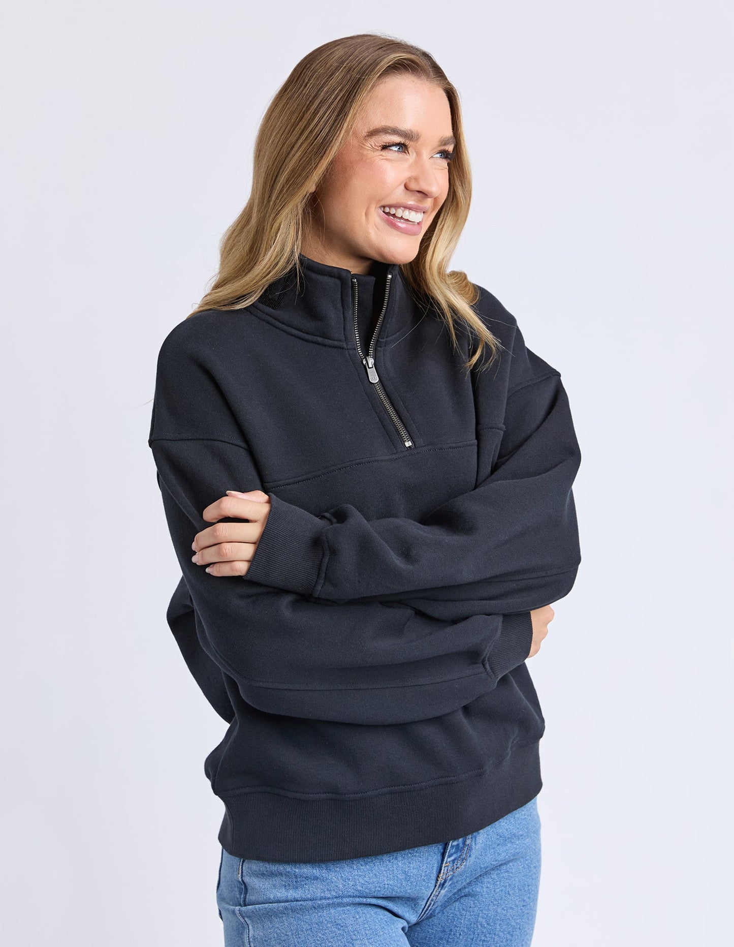 College Zip Crew | Black