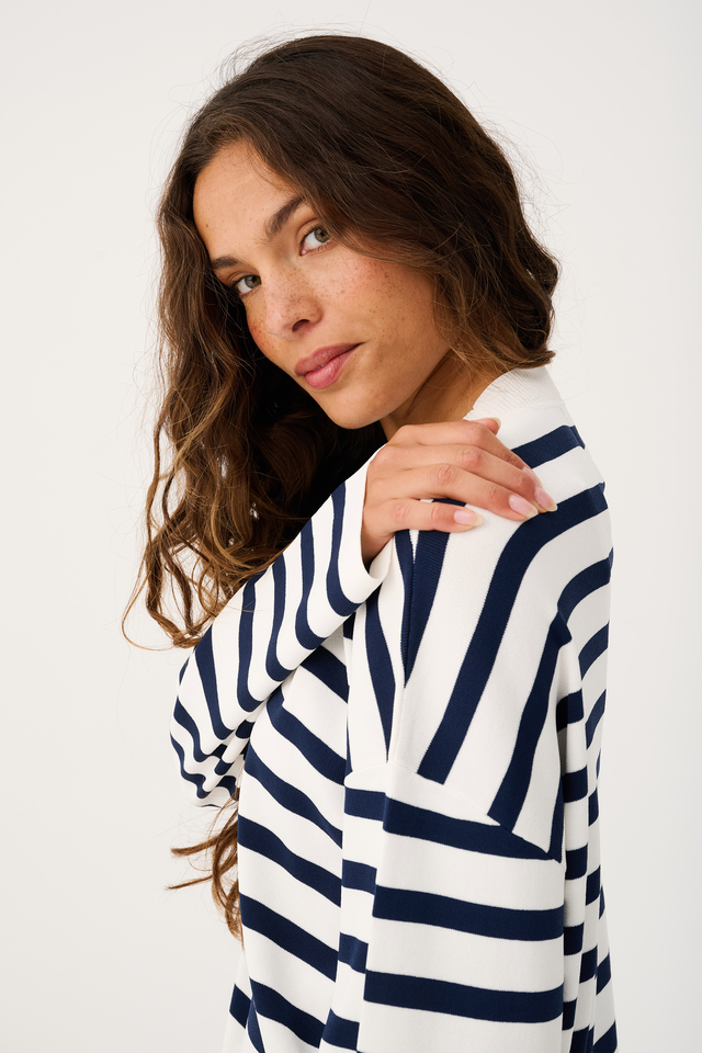 Rae Knit | Navy Stripe