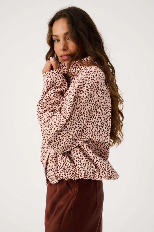 Beau Spray Jacket | Ocelot